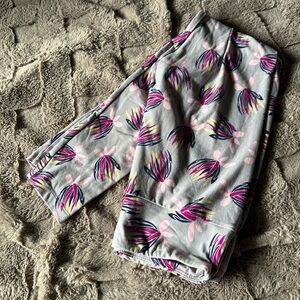 LuLaRoe Gray Leggings with Pink and Purple Floral Design